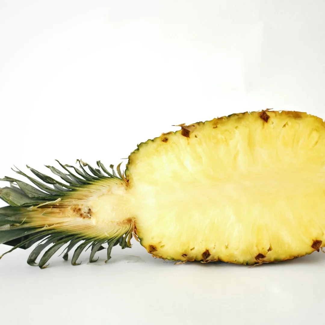 Ananas Sativus, estratto drenante presente nella formula di Adipe Patch